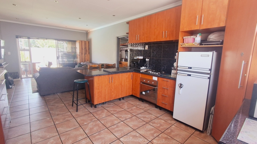 4 Bedroom Property for Sale in Roodia Free State